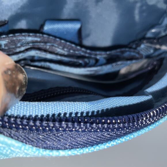 Walt Disney World Stitch Fanny Pack With A Belt To Make It In To A Cross Body - Picture 4 of 8